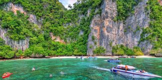 Koh Phi Phi hòn đảo ngọc thiên đường dành cho du khách du lịch Thái Lan